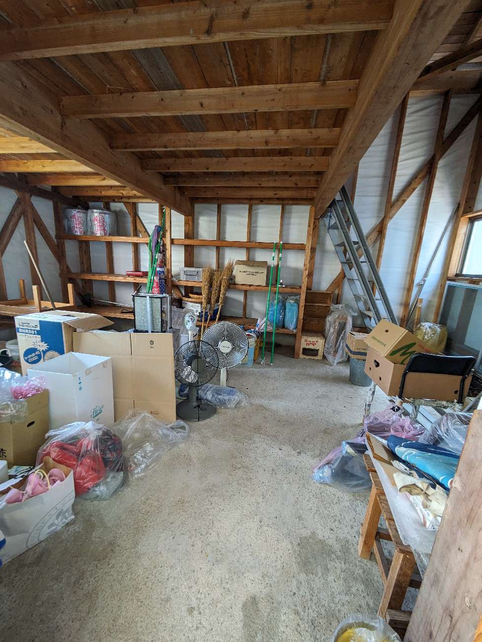 倉庫を部屋へ（用途変更リフォーム） - Before